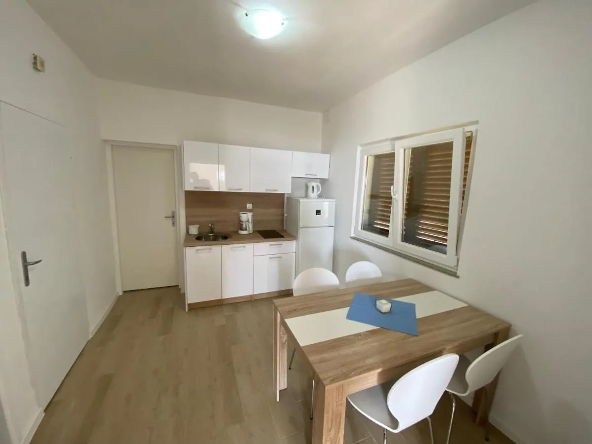 Apartament Apartmani Solis Sveti Petar