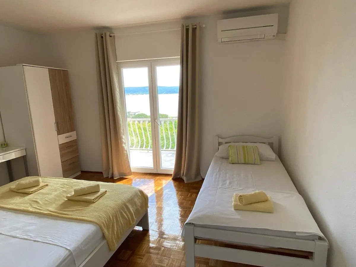 Apartament Apartmani Solis Sveti Petar